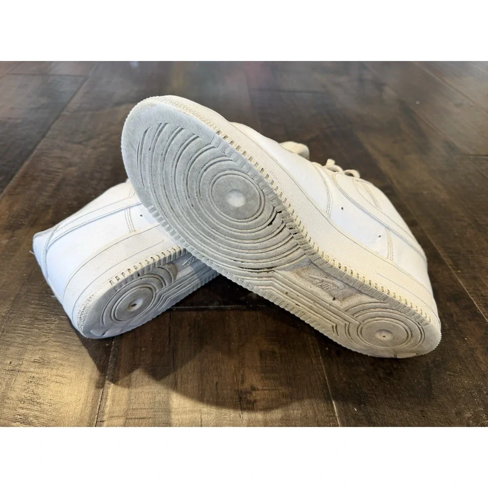 Size 11.5 - Nike Air Force 1 '07 Low Triple‎ White Classic Comfort